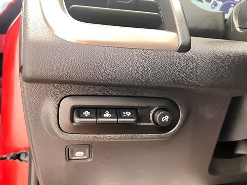 Used 2023 GMC Terrain Denali w/ Denali Premium Package image 25