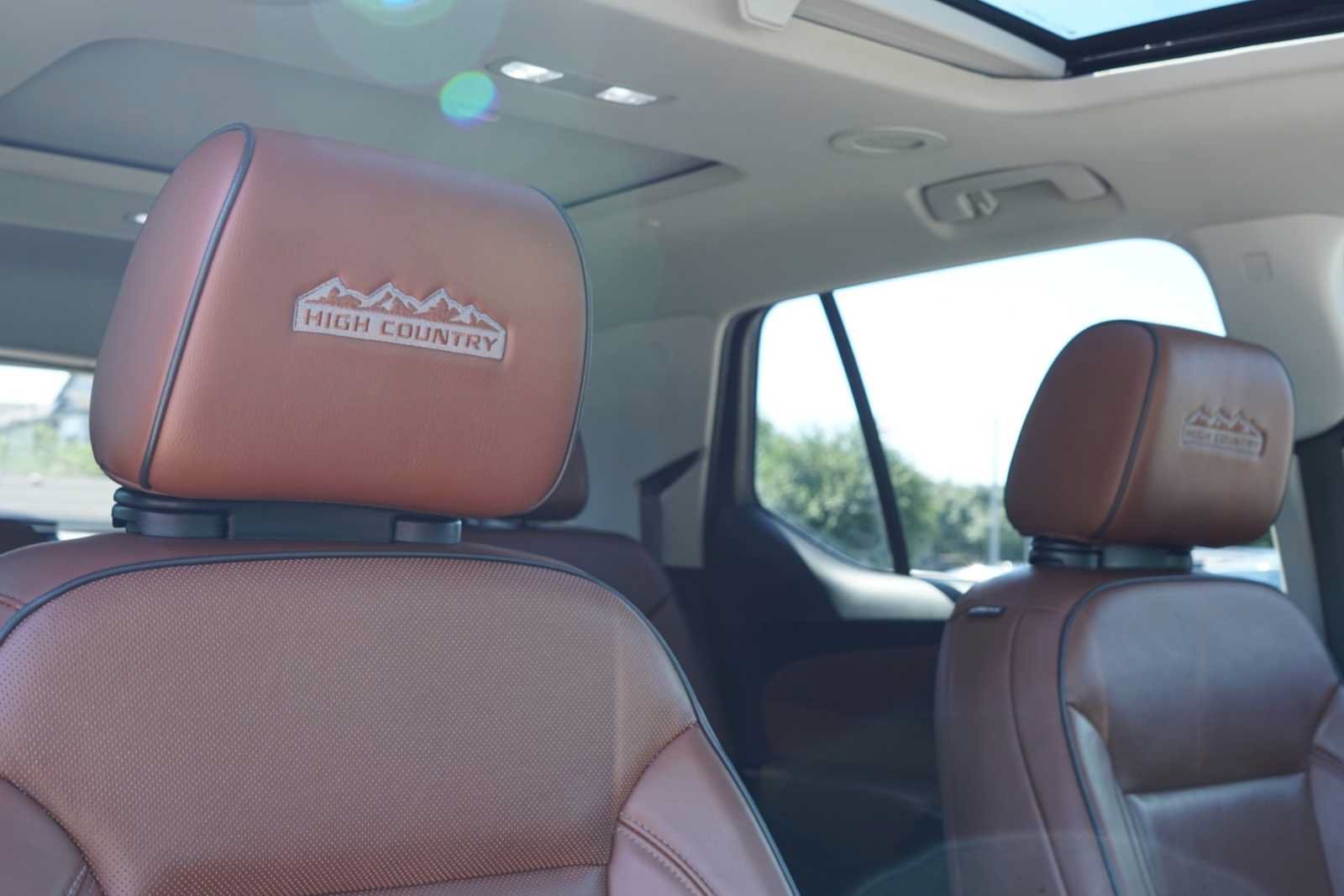 Used 2018 Chevrolet Traverse High Country w/ LPO, Cargo Package AWD/4WD image 25