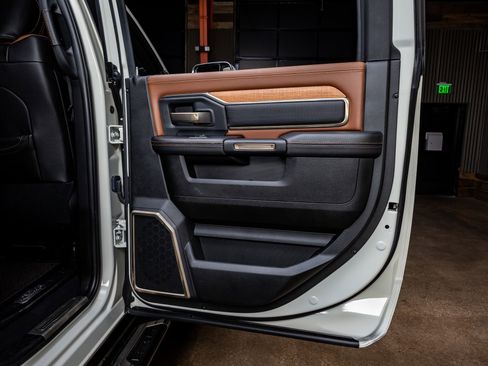 Used 2020 RAM 3500 Limited image 39