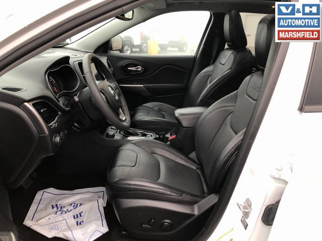 Used 2022 Jeep Cherokee Limited AWD/4WD image 17