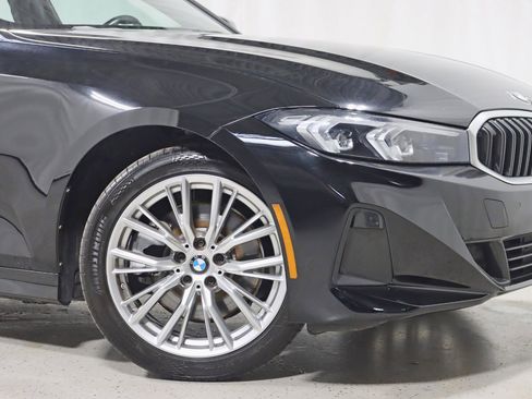 Used 2023 BMW 330i Sedan w/ Premium Package image 5