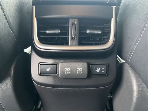 Certified 2022 Subaru Outback Limited image 24
