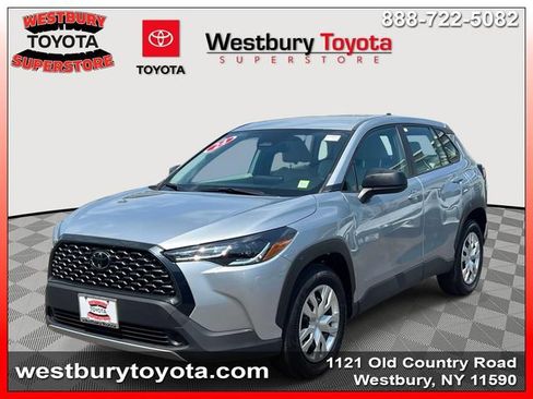 Certified 2024 Toyota Corolla Cross L AWD/4WD image 5