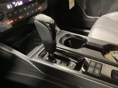 New 2026 Subaru Outback Limited XT image 38