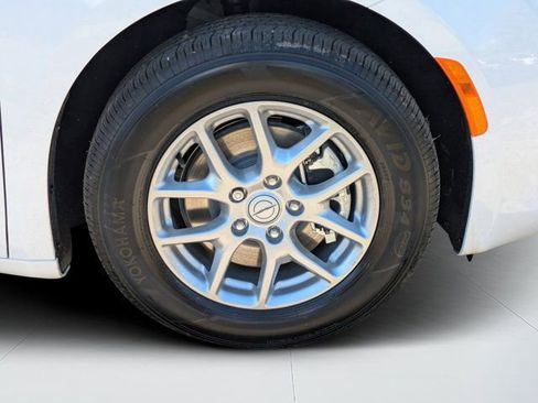 New 2026 Chrysler Voyager LX FWD image 9