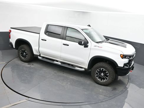 Used 2024 Chevrolet Silverado 1500 ZR2 w/ Technology Package AWD/4WD image 13