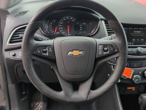 Used 2019 Chevrolet Trax LS w/ Tint and Cruise Package image 16