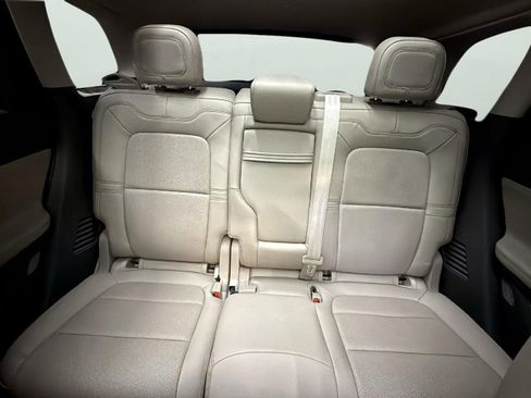 Used 2024 Lincoln Corsair Reserve w/ Equipment Group 201A image 26