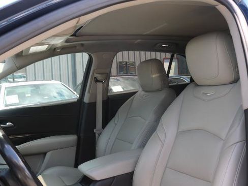 Used 2020 Cadillac XT4 Premium Luxury AWD/4WD image 8