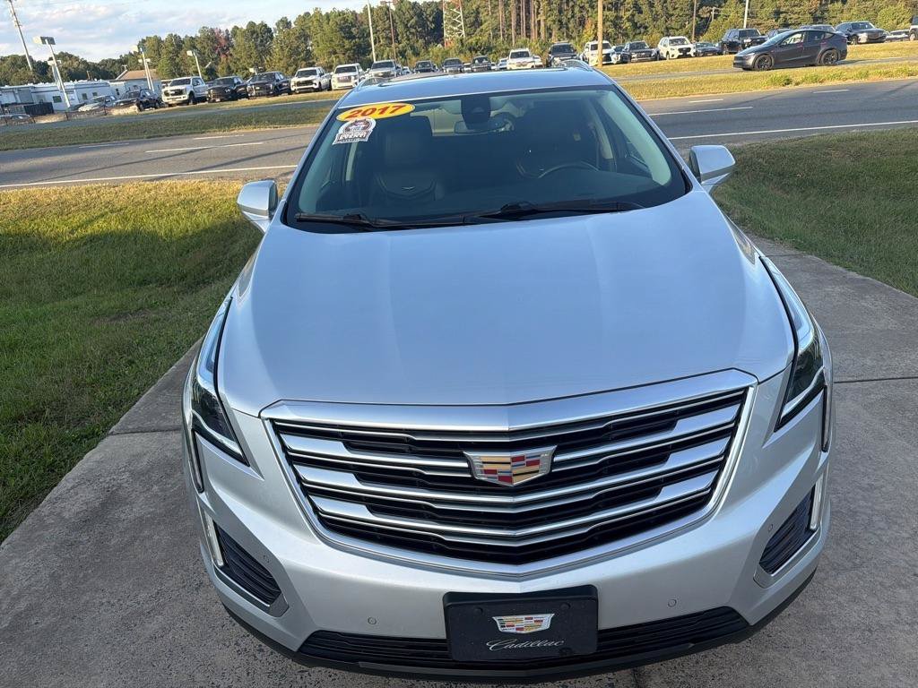 Used 2017 Cadillac XT5 Premium Luxury w/ LPO, Wheel Lock Package FWD image 6