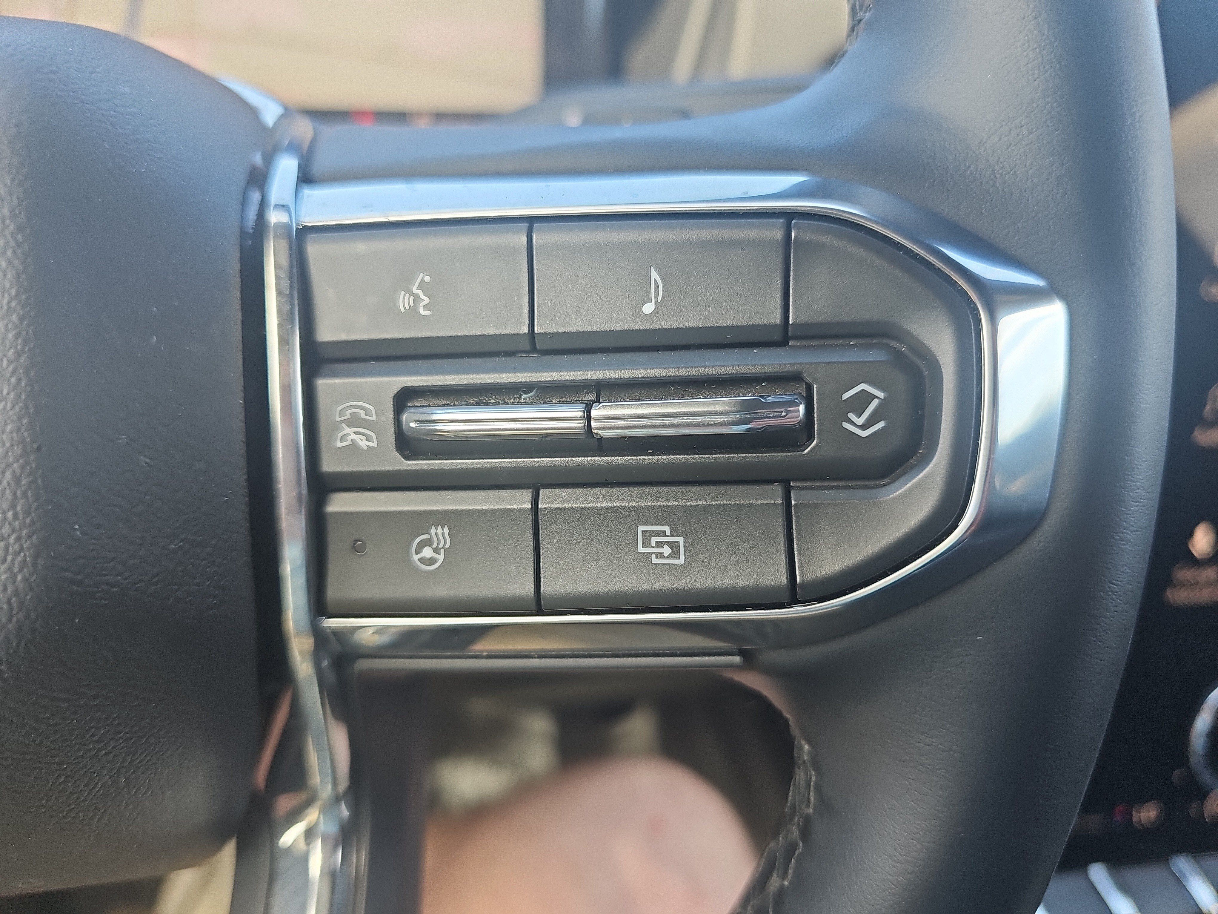 Used 2026 GMC Terrain Elevation w/ Elevation Premium Package AWD/4WD image 19