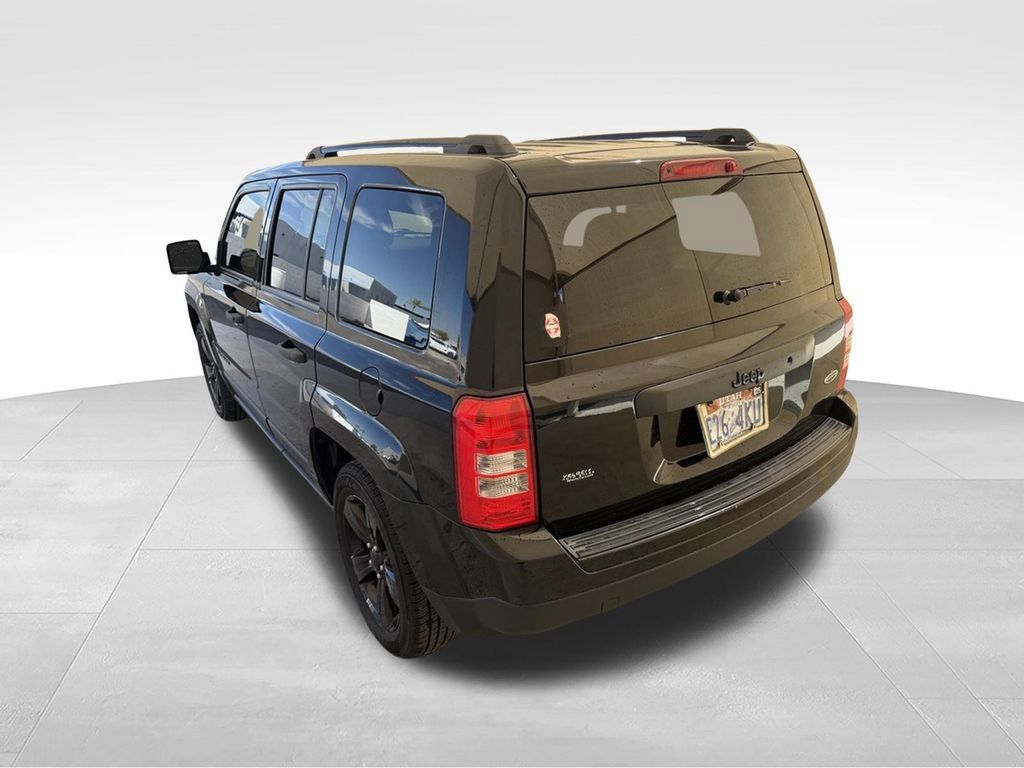 Used 2015 Jeep Patriot Sport FWD image 9