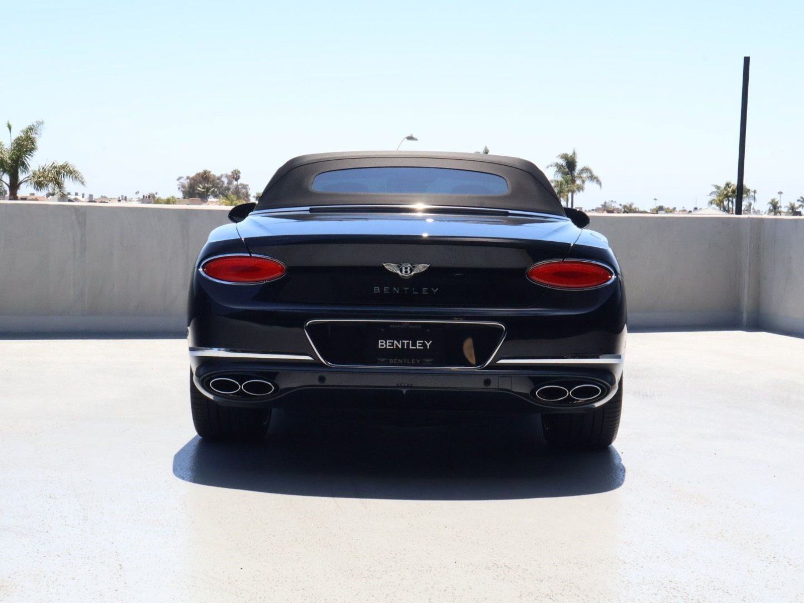 Certified 2020 Bentley Continental GT V8 AWD/4WD image 11