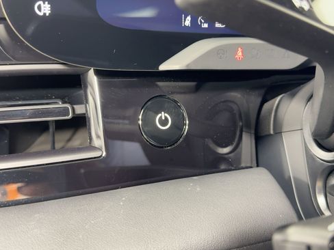 New 2026 Porsche Taycan image 20