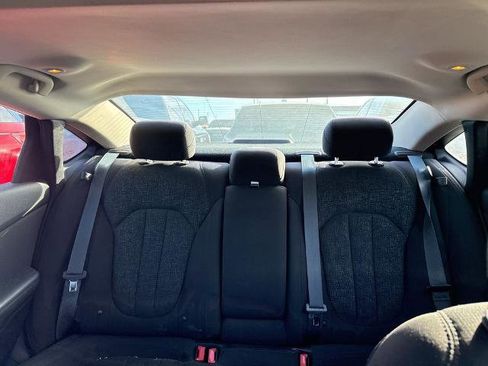 Used 2015 Chrysler 200 Limited w/ Convenience Group image 11