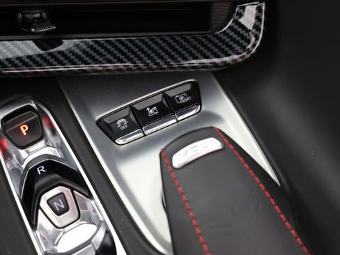 Used 2022 Chevrolet Corvette Stingray Premium Conv w/ Z51 Performance Package RWD image 28