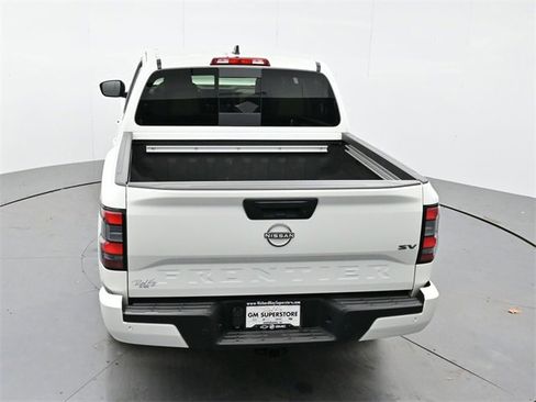 Used 2024 Nissan Frontier SV w/ SV Convenience Package image 34