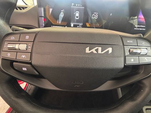 Used 2025 Kia K4 FWD image 28
