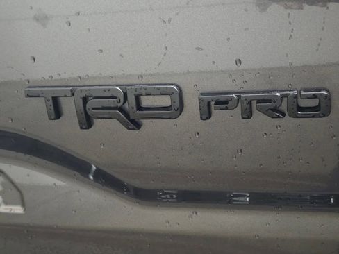 Used 2020 Toyota Tacoma TRD Pro AWD/4WD image 9