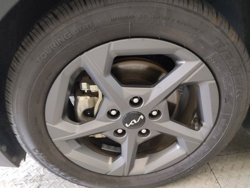 Used 2025 Kia K4 FWD image 31