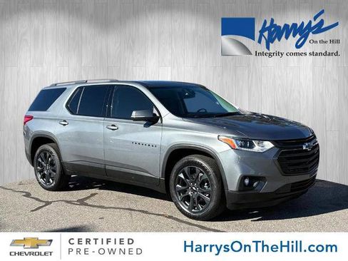 Certified 2021 Chevrolet Traverse RS image 1