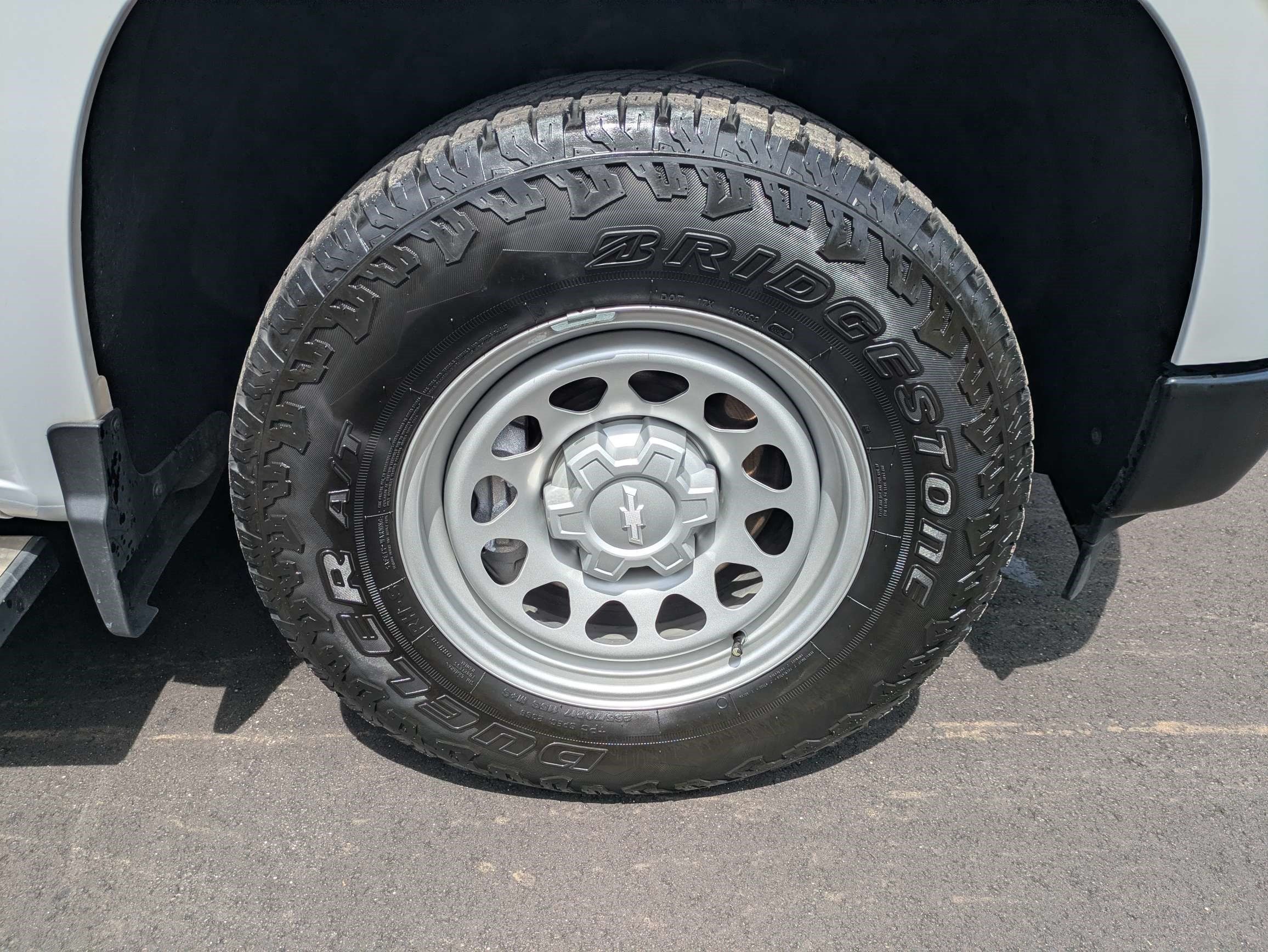 Used 2024 Chevrolet Silverado 1500 W/T RWD image 10