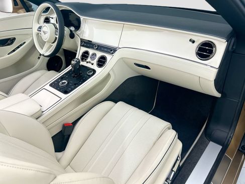 Used 2026 Bentley Continental GTC AWD/4WD image 24
