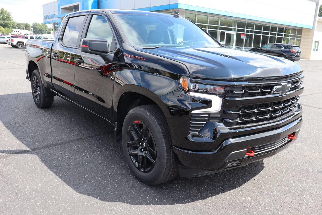 New 2026 Chevrolet Silverado 1500 RST w/ Redline Edition AWD/4WD image 2