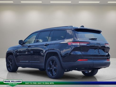 Used 2023 Jeep Grand Cherokee L Laredo AWD/4WD image 6