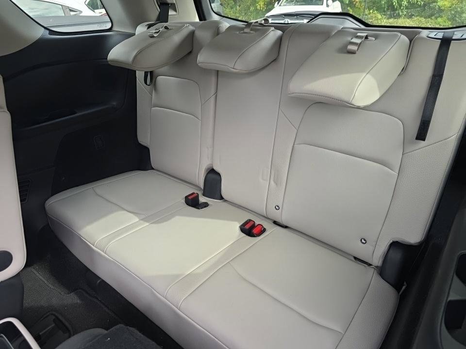 Certified 2024 Nissan Pathfinder SL w/ SL Premium Package AWD/4WD image 17