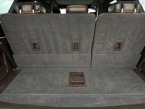 Used 2023 Ford Expedition King Ranch AWD/4WD image 16