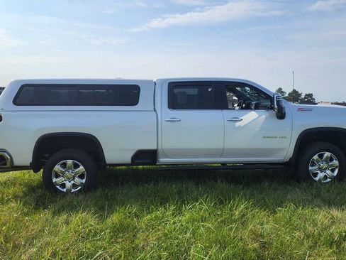 Used 2022 Chevrolet Silverado 2500 LTZ image 8