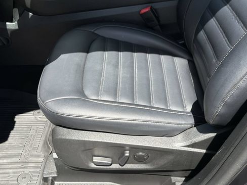 Used 2022 Ford Edge SEL w/ Convenience Package AWD/4WD image 24