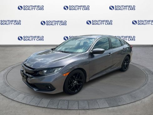 Used 2021 Honda Civic Sport image 2