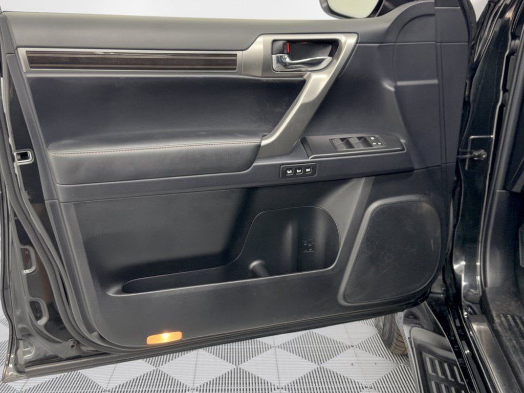 Certified 2023 Lexus GX 460 Premium AWD/4WD image 15