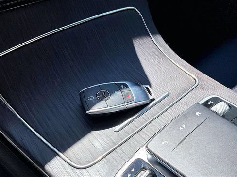 Certified 2022 Mercedes-Benz GLC 300 4MATIC image 10