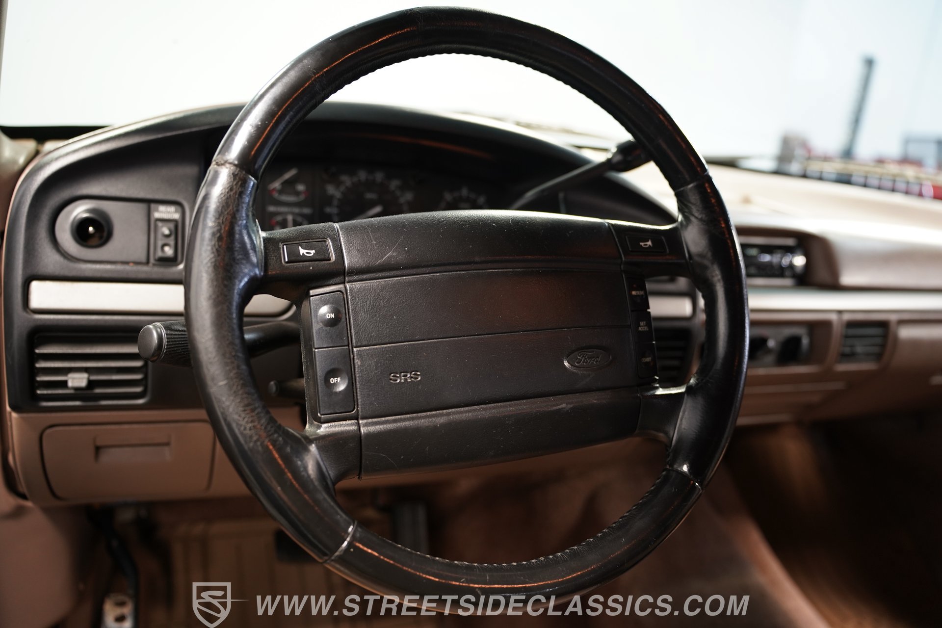 Used 1995 Ford Bronco Eddie Bauer AWD/4WD image 40