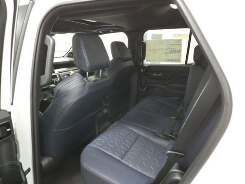 New 2026 Toyota 4Runner 4WD image 17