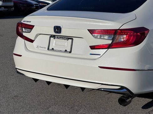 Used 2021 Honda Accord EX image 31