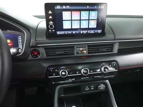 Used 2025 Honda Pilot Black Edition image 18