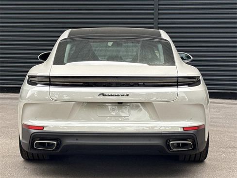 New 2025 Porsche Panamera 4 E-Hybrid image 24
