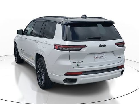 Used 2023 Jeep Grand Cherokee L Summit image 3