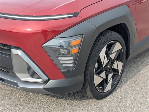 Used 2024 Hyundai Kona Limited image 9