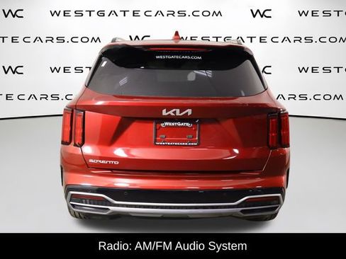 Used 2023 Kia Sorento SX FWD image 4