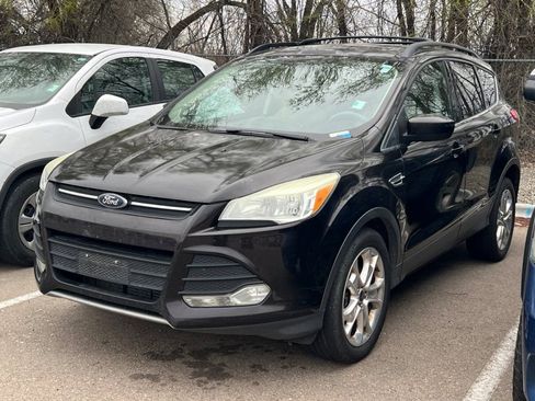 Used 2013 Ford Escape SE image 2