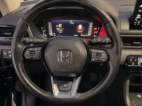 Used 2023 Honda Pilot Elite image 18