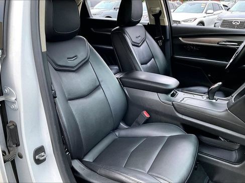 Used 2019 Cadillac XT5 Luxury FWD image 28