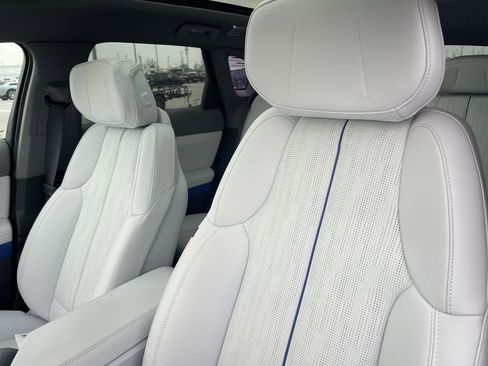 Certified 2025 Cadillac Optiq Sport 2 image 8