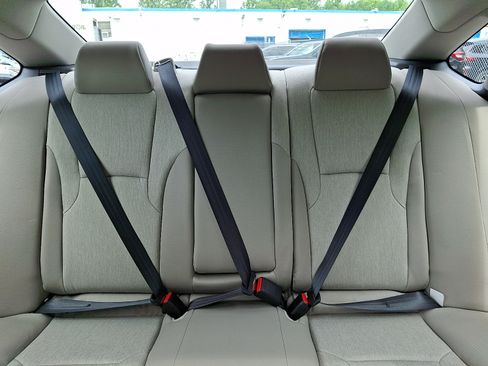 Certified 2024 Honda Accord EX image 19