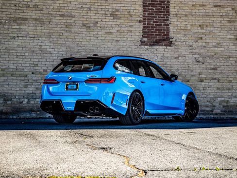 New 2026 BMW M5 Touring AWD/4WD image 8